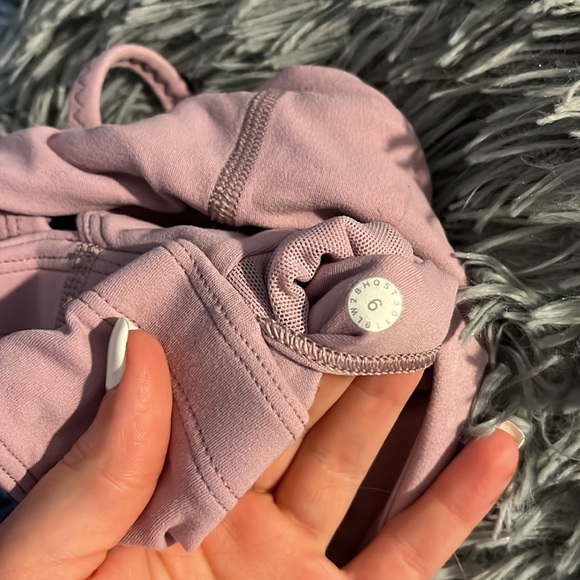 Lululemon Sports Bra - Picture 4 of 4
